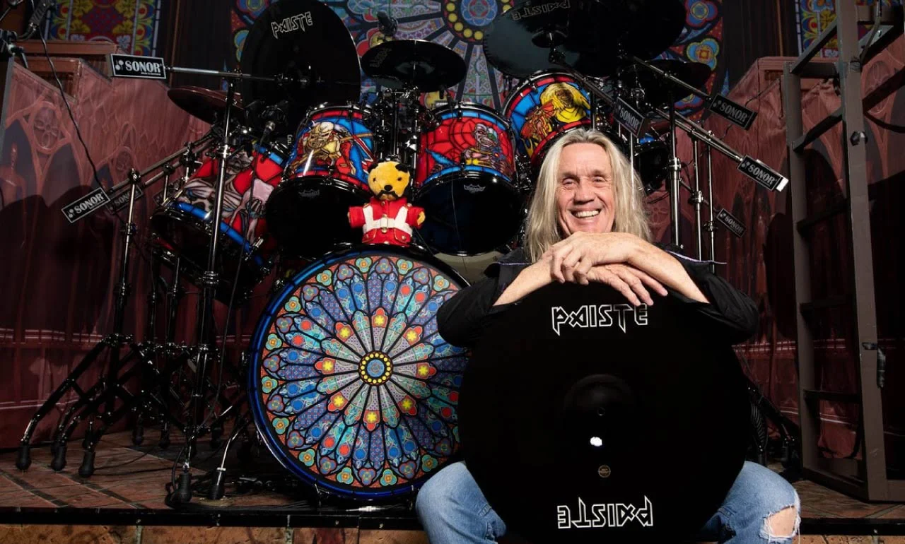 Nicko McBrain rechazó jugar golf con Trump y dijo que el presidente "y su bola de compinches" deberían ir a la cárcel.